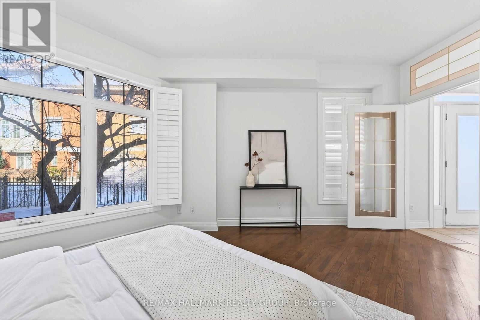 6 Harvey Street, Ottawa, Ontario  K1S 5S4 - Photo 7 - X12843620