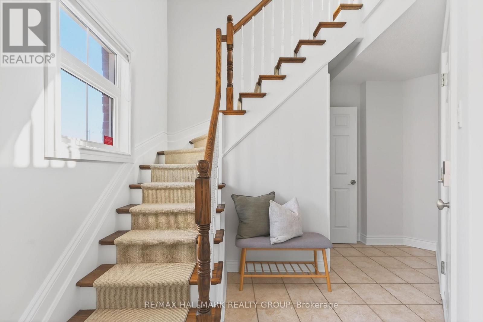 6 Harvey Street, Ottawa, Ontario  K1S 5S4 - Photo 8 - X12843620