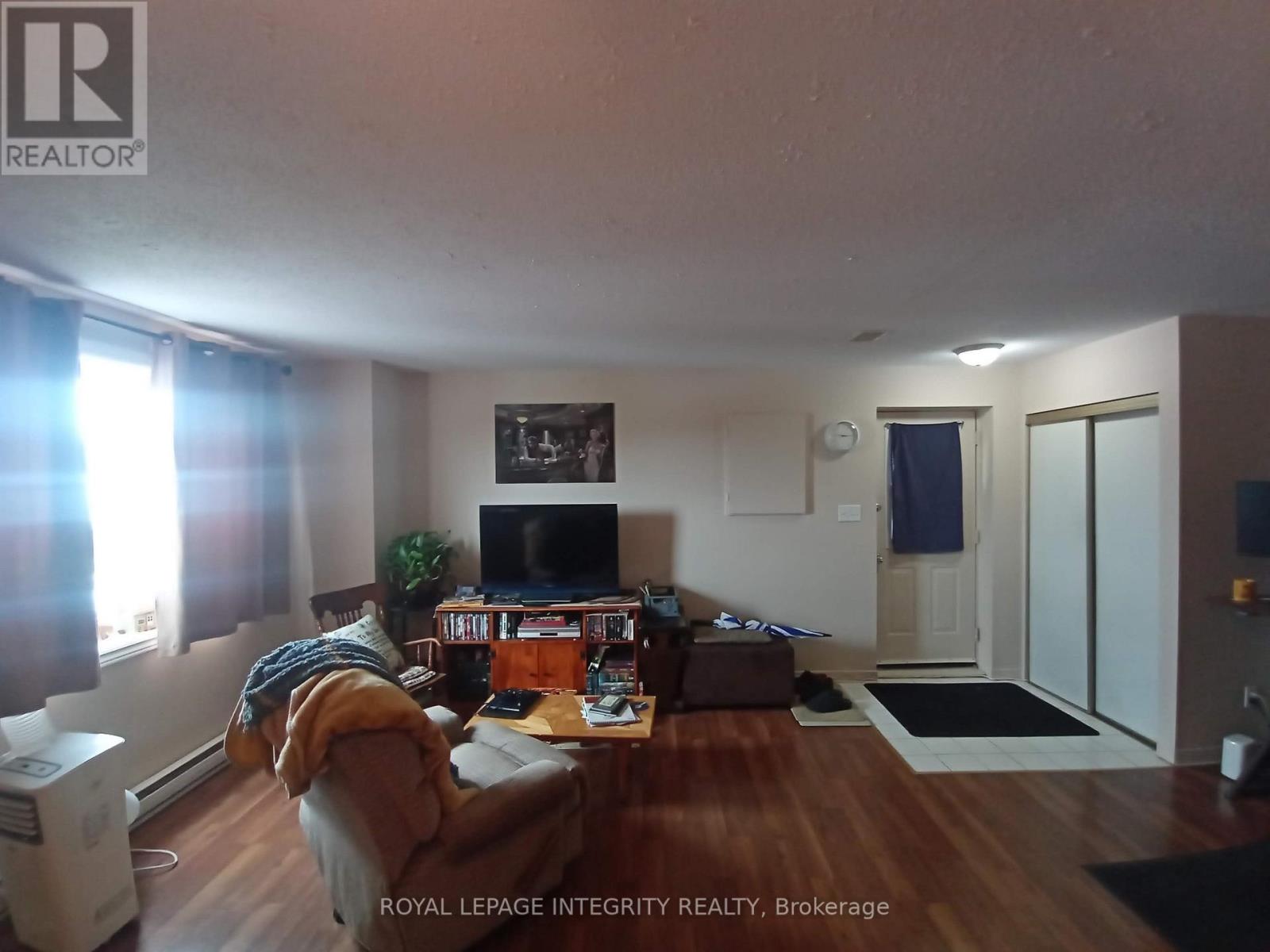 671 Notre Dame Street, Russell, Ontario  K0A 1W1 - Photo 15 - X12843628