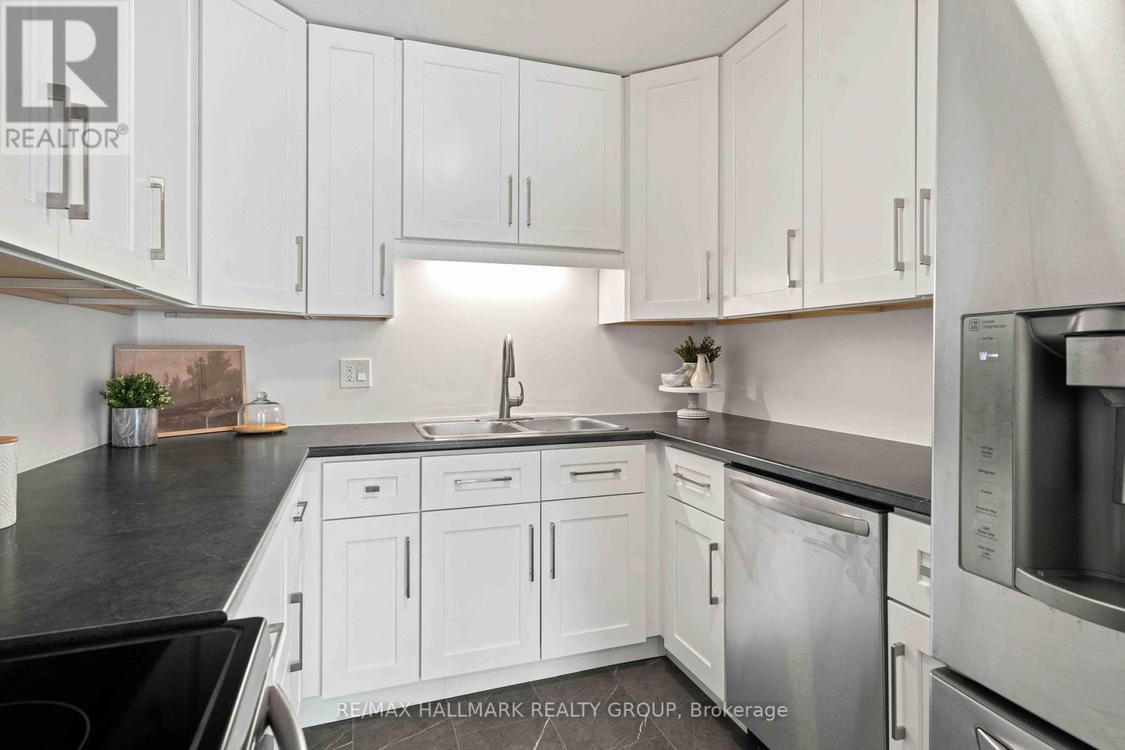 223 - 3445 Uplands Drive, Ottawa, Ontario  K1V 9N6 - Photo 13 - X12626640