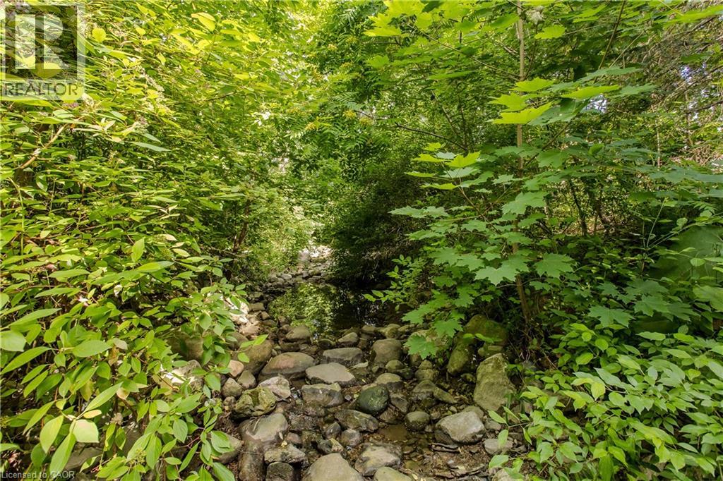 2117 Fallingbrook Court, Burlington, Ontario  L7M 2Y6 - Photo 10 - 40809027