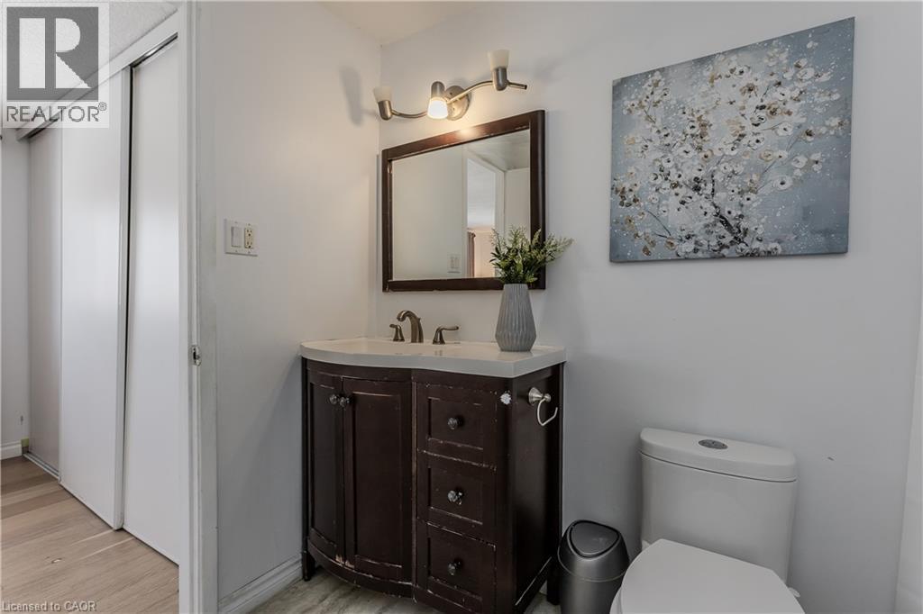 2050 Upper Middle Road Unit# 168, Burlington, Ontario  L7P 3R9 - Photo 18 - 40808965