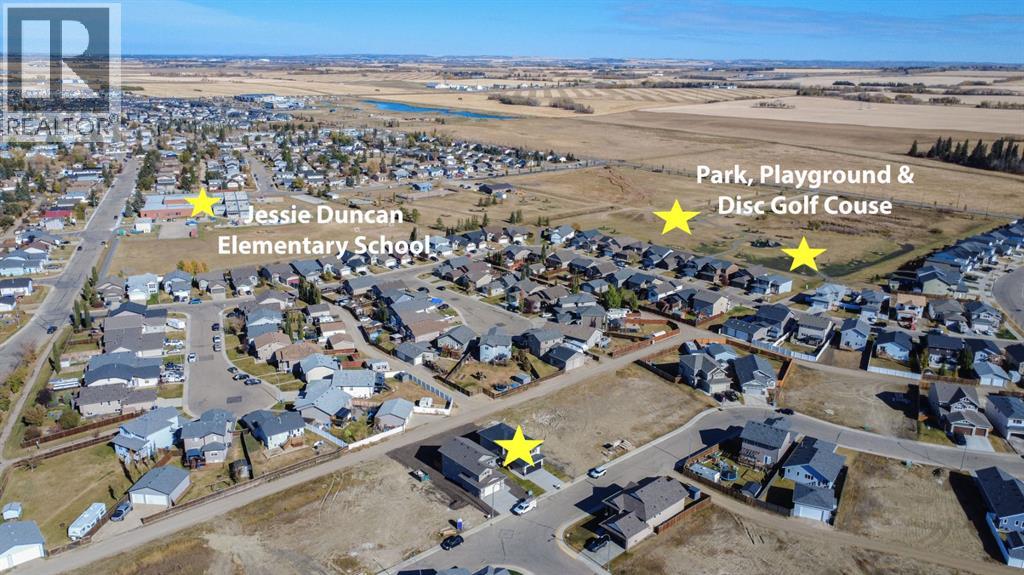 256 Augustus Way, Penhold, Alberta  T0M 1R0 - Photo 32 - A2277213