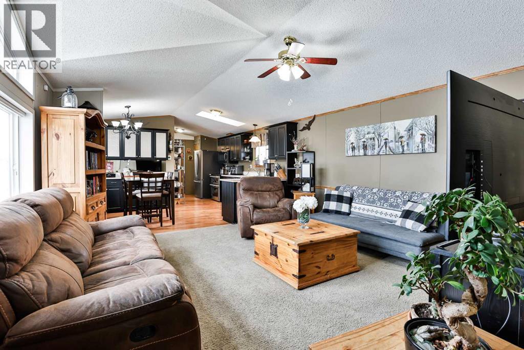 409 Conductor Boulevard, Coaldale, Alberta  T1M 1P6 - Photo 5 - A2287048