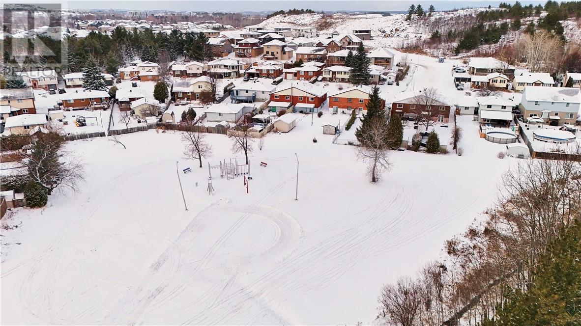 170 Autumnwood Cres Crescent, Greater Sudbury, Ontario  P3B 3Z4 - Photo 36 - 2126656