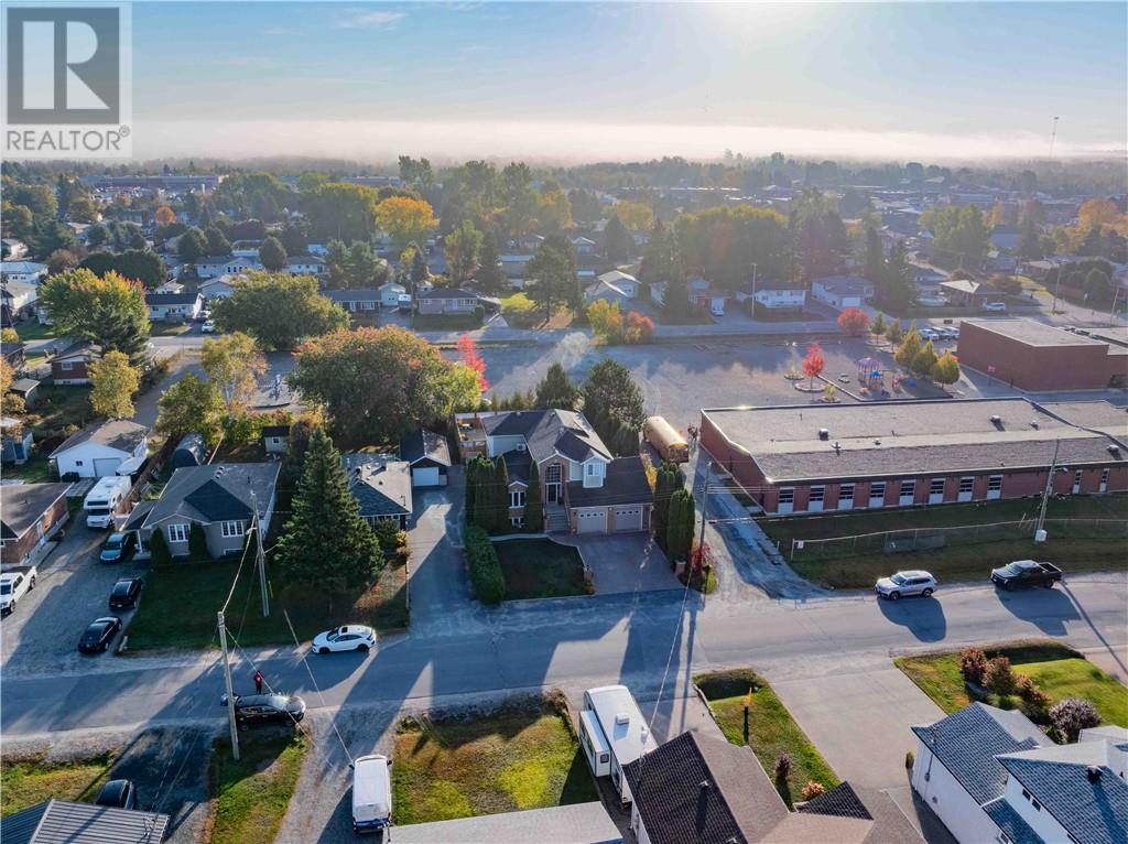 3080 Louis Street, Val Caron, Ontario  P3N 1C5 - Photo 51 - 2126652