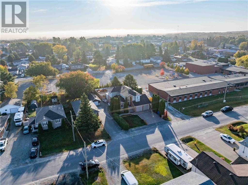 3080 Louis Street, Val Caron, Ontario  P3N 1C5 - Photo 52 - 2126652