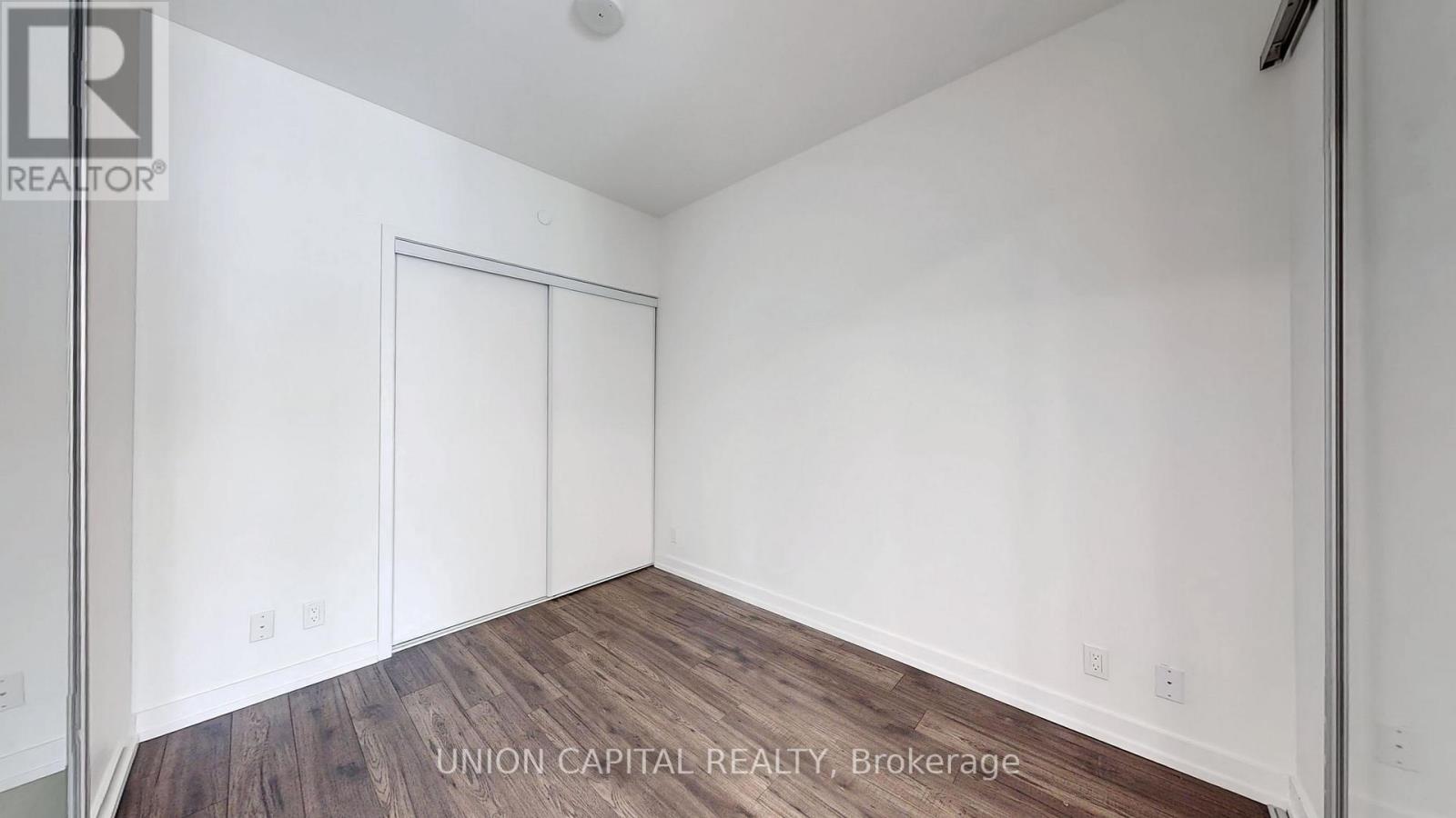 1013 - 33 Helendale Avenue, Toronto, Ontario  M4R 0A4 - Photo 8 - C12843518