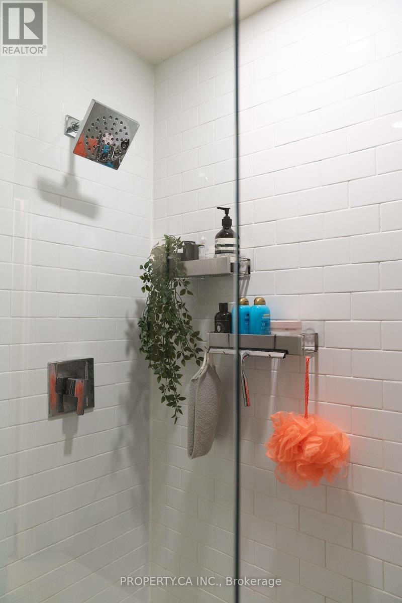 618 - 330 Richmond Street W, Toronto, Ontario  M5V 0M4 - Photo 22 - C12843546