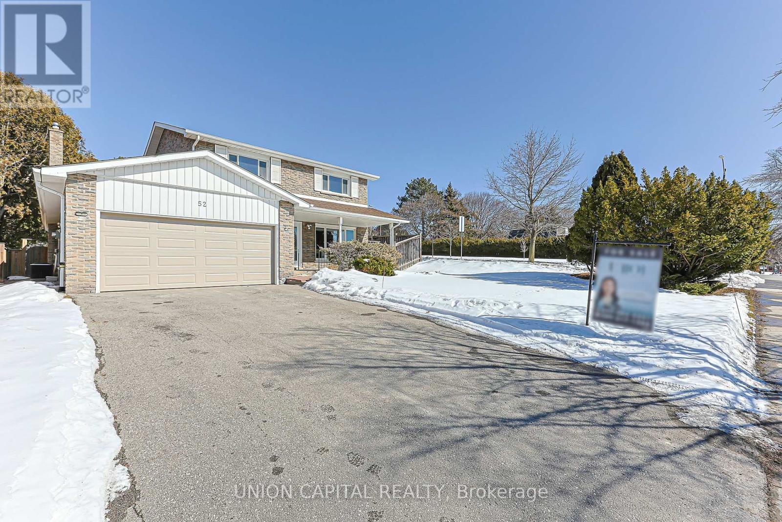 52 Barkwood Crescent, Toronto (Hillcrest Village), Ontario  M2H 3G6 - Photo 2 - C12843556
