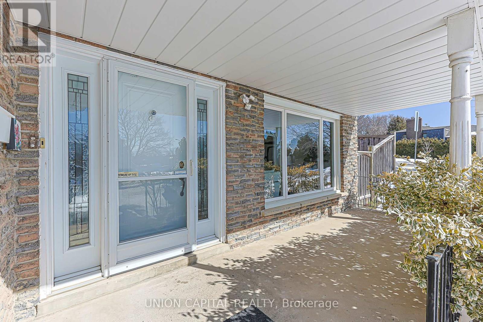 52 Barkwood Crescent, Toronto (Hillcrest Village), Ontario  M2H 3G6 - Photo 3 - C12843556