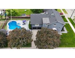 479 HOUNSLOW AVENUE, Toronto, Ontario