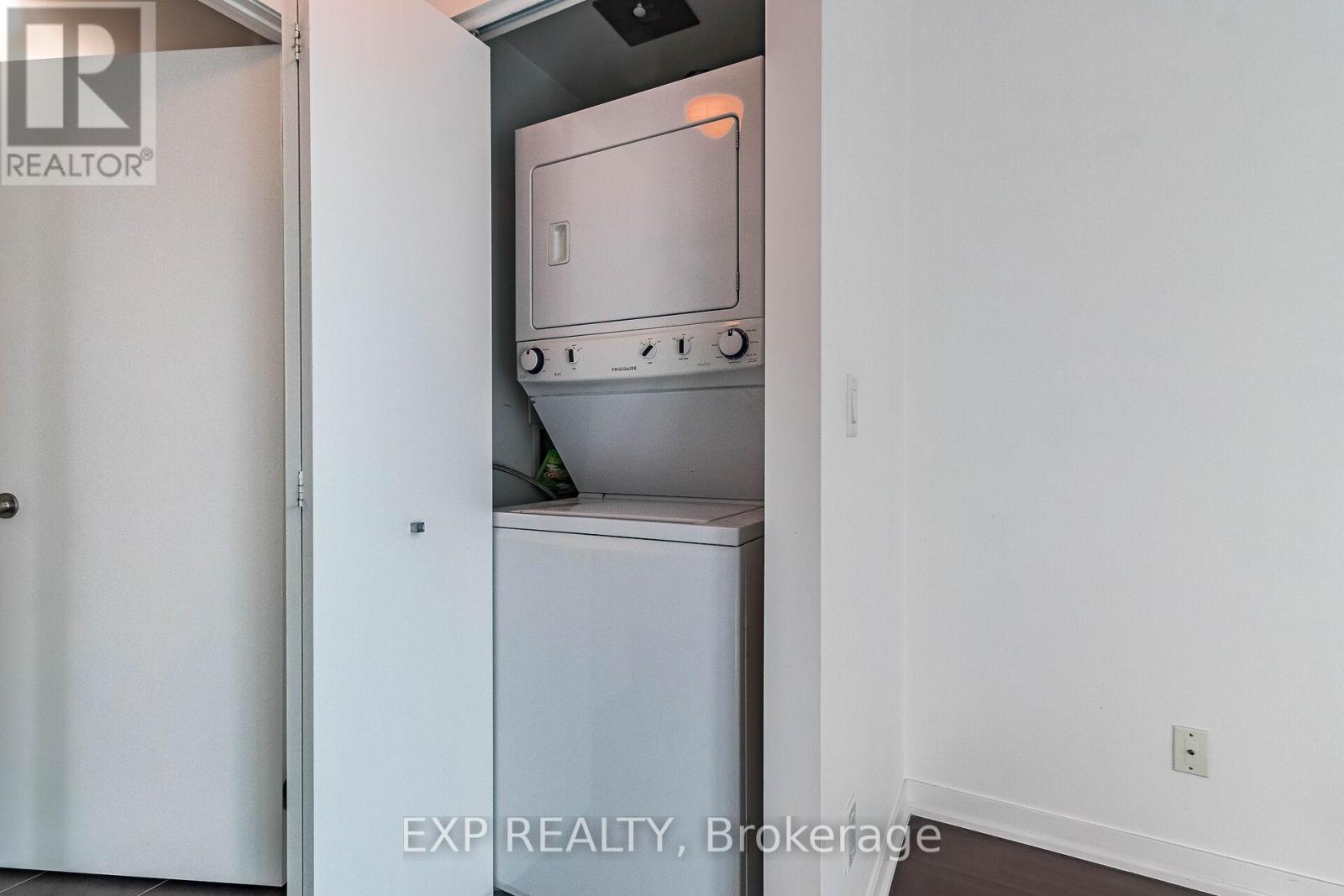 1410 - 69 Lynn Williams Street, Toronto, Ontario  M6K 3R7 - Photo 8 - C12843662