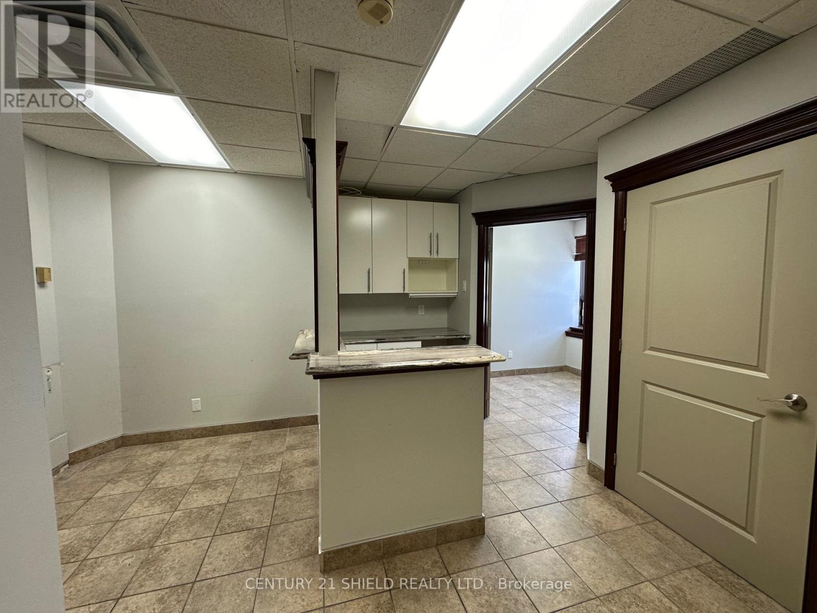 108 - 820 Mcconnell Avenue, Cornwall, Ontario  K6H 4M4 - Photo 7 - X12843554