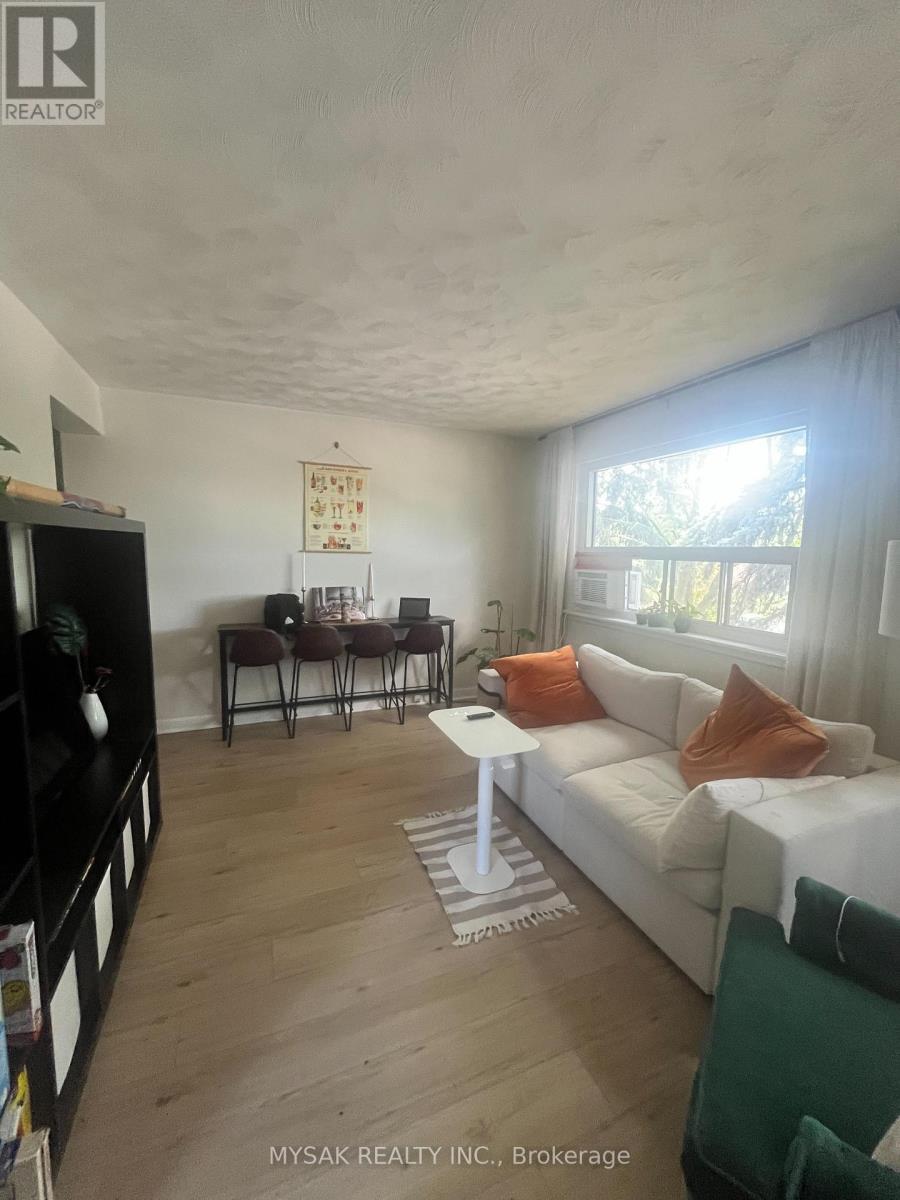 1033 Ravine Road, Oshawa, Ontario  L1H 4C9 - Photo 16 - E12843596