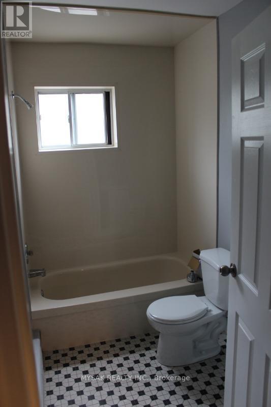 1033 Ravine Road, Oshawa, Ontario  L1H 4C9 - Photo 21 - E12843596