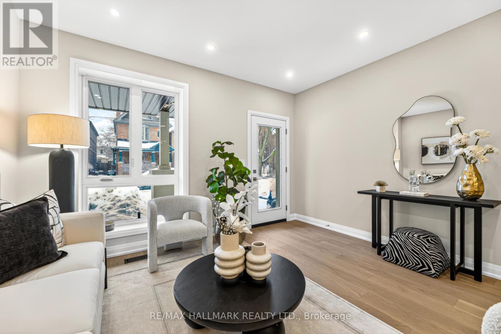 47 Harcourt Avenue, Toronto (North Riverdale), Ontario  M4J 1J3 - Photo 6 - E12843650