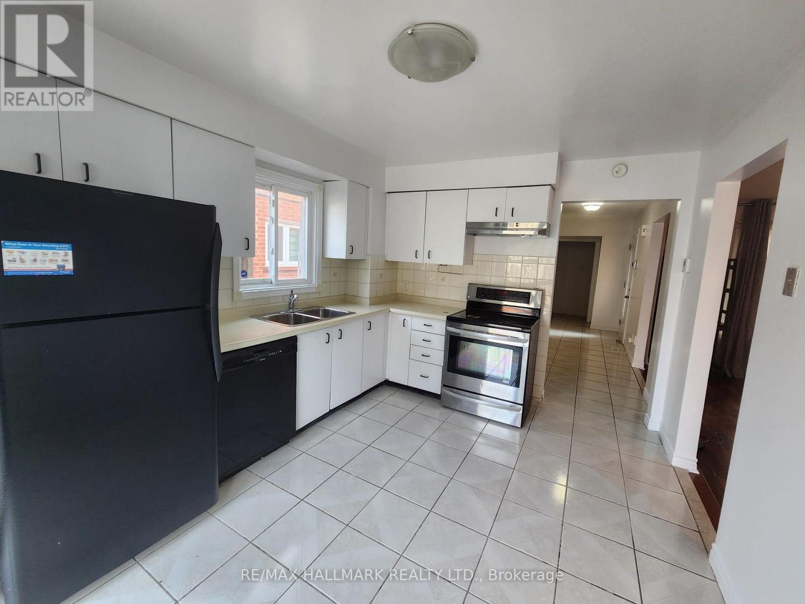 Upper - 71 Ecclestone Drive, Brampton, Ontario  L6X 3M7 - Photo 6 - W12774862