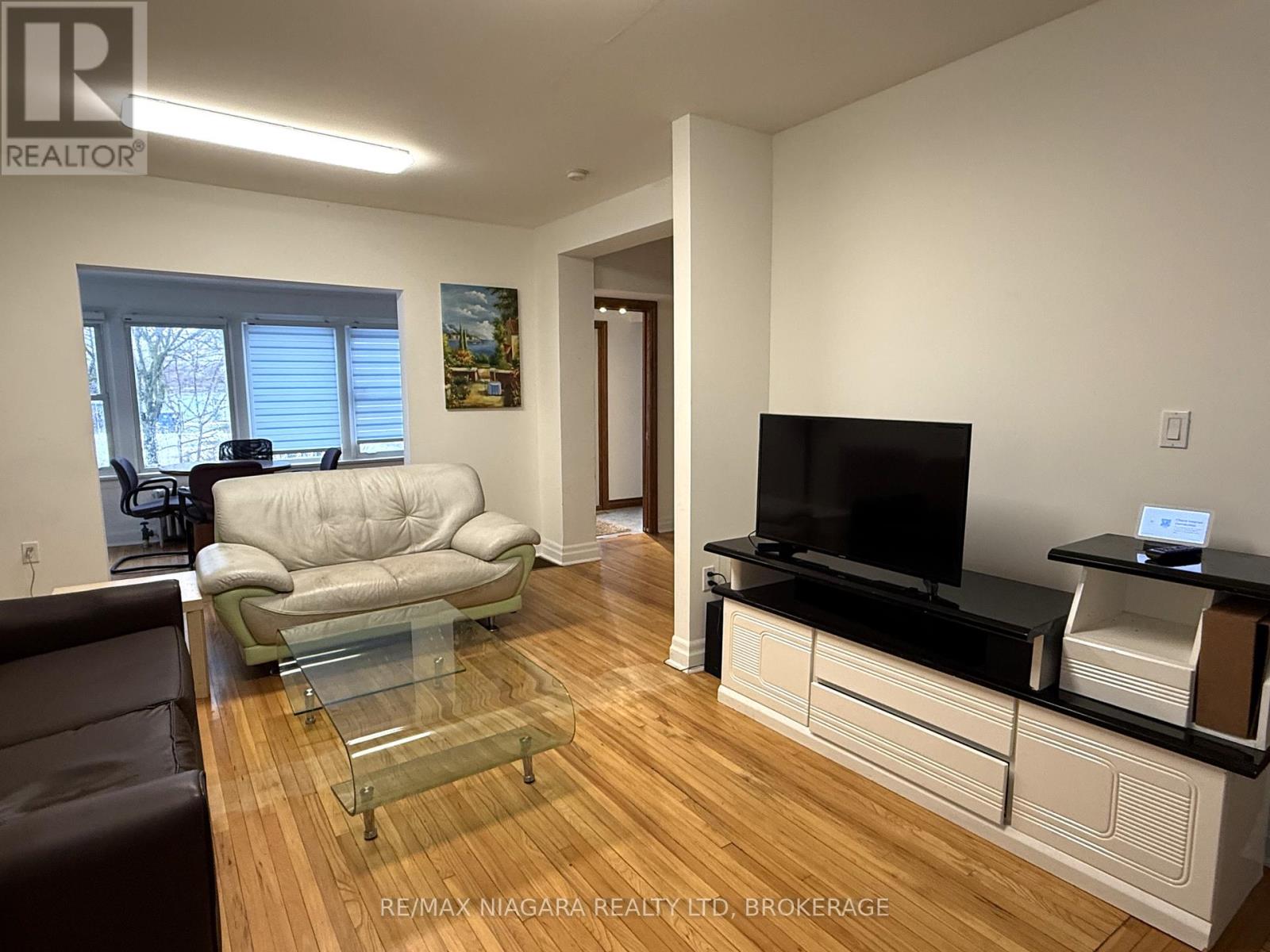 177 Niagara Boulevard, Fort Erie, Ontario  L2A 3G7 - Photo 7 - X12838858