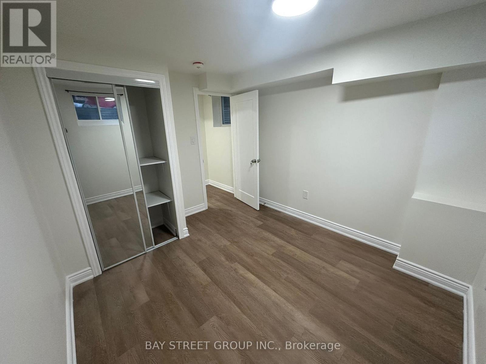 138 Sutherland Avenue, Bradford West Gwillimbury (Bradford), Ontario  L3Z 4H7 - Photo 12 - N12843572