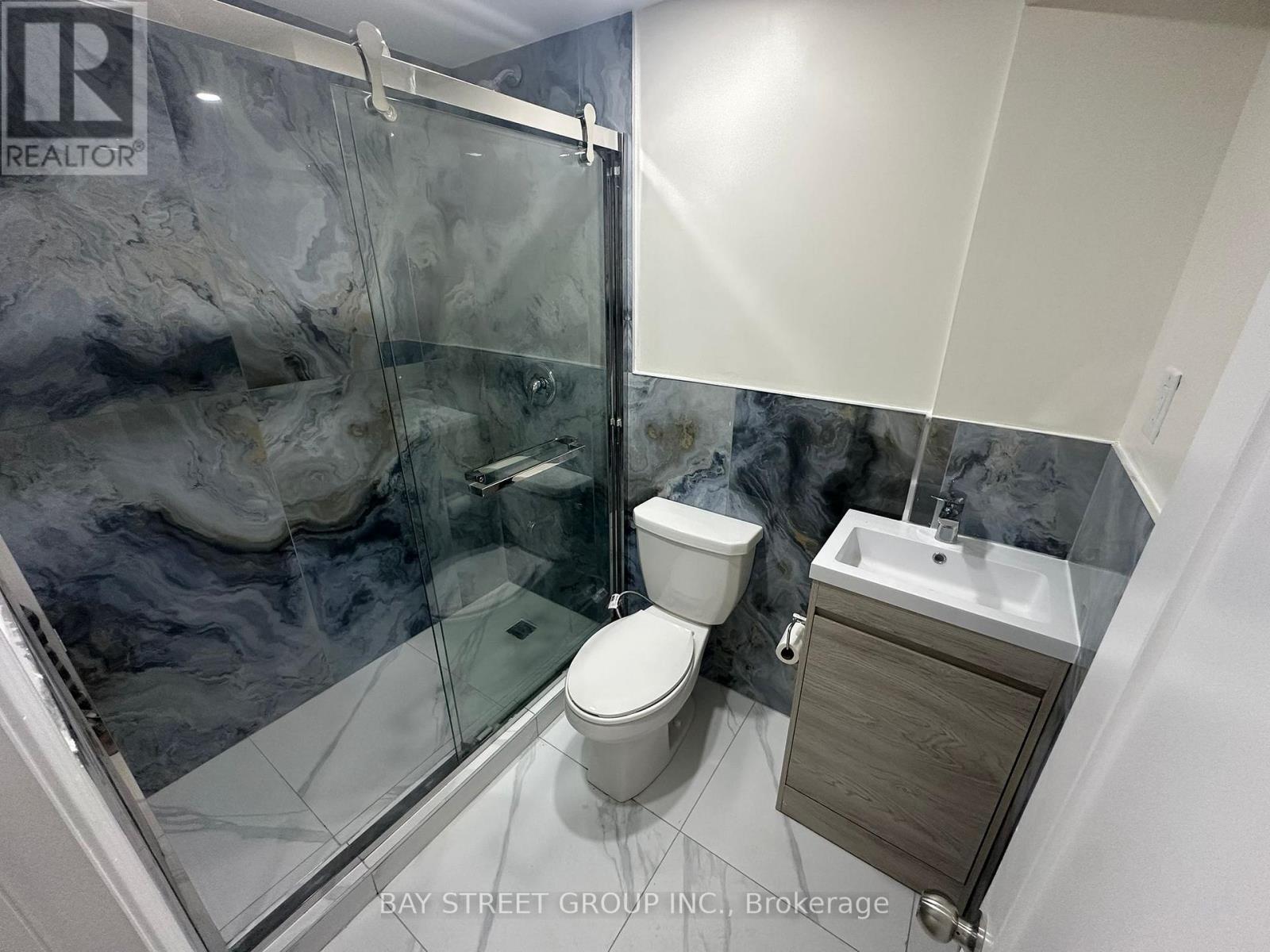 138 Sutherland Avenue, Bradford West Gwillimbury (Bradford), Ontario  L3Z 4H7 - Photo 13 - N12843572