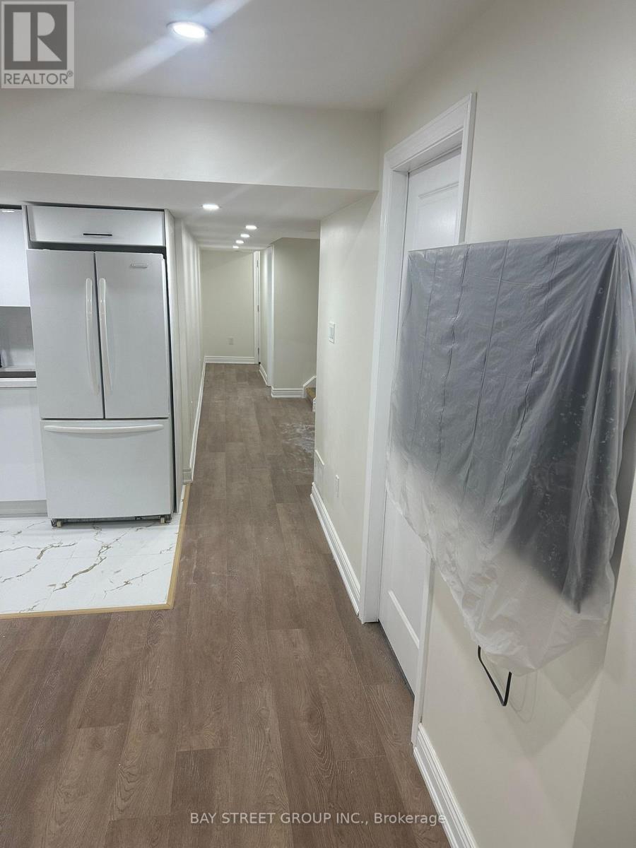 138 Sutherland Avenue, Bradford West Gwillimbury (Bradford), Ontario  L3Z 4H7 - Photo 14 - N12843572