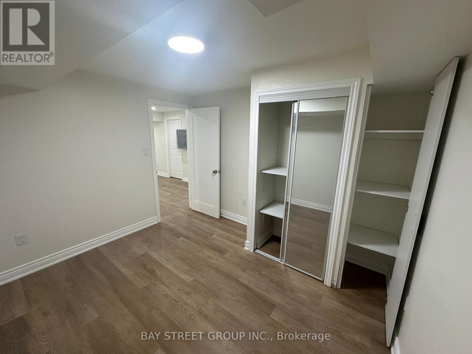 138 Sutherland Avenue, Bradford West Gwillimbury (Bradford), Ontario  L3Z 4H7 - Photo 16 - N12843572