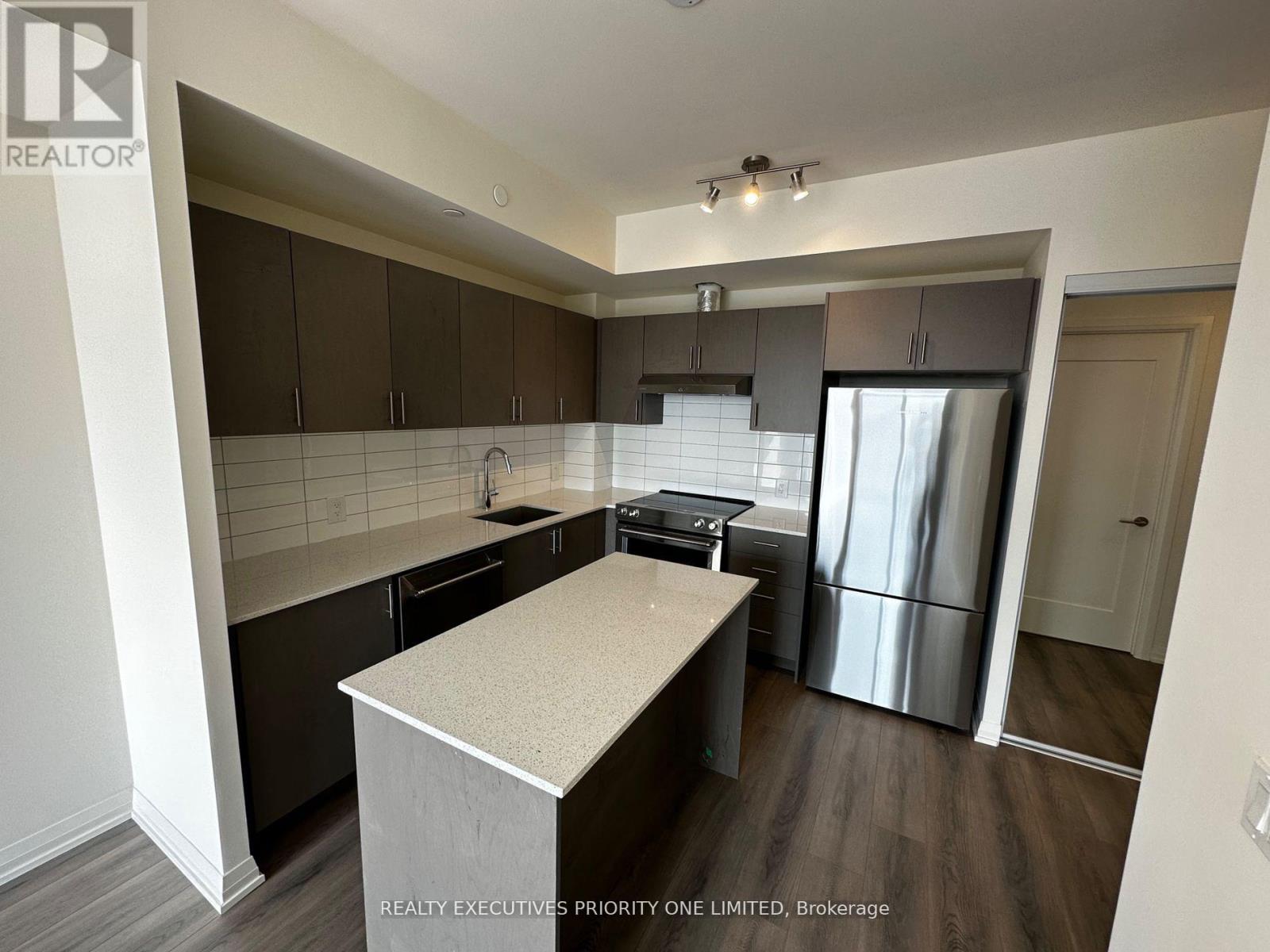 9000 Jane Street, Vaughan, Ontario  L4K 2M9 - Photo 10 - N12843586