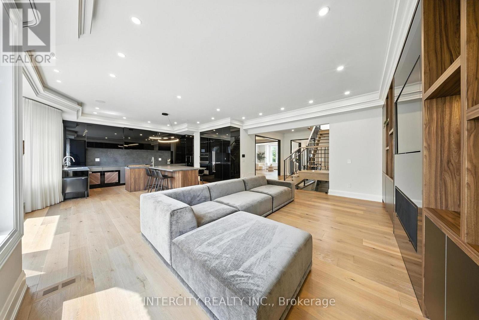 131a Birch Avenue, Richmond Hill, Ontario  L4C 6C5 - Photo 14 - N12843616