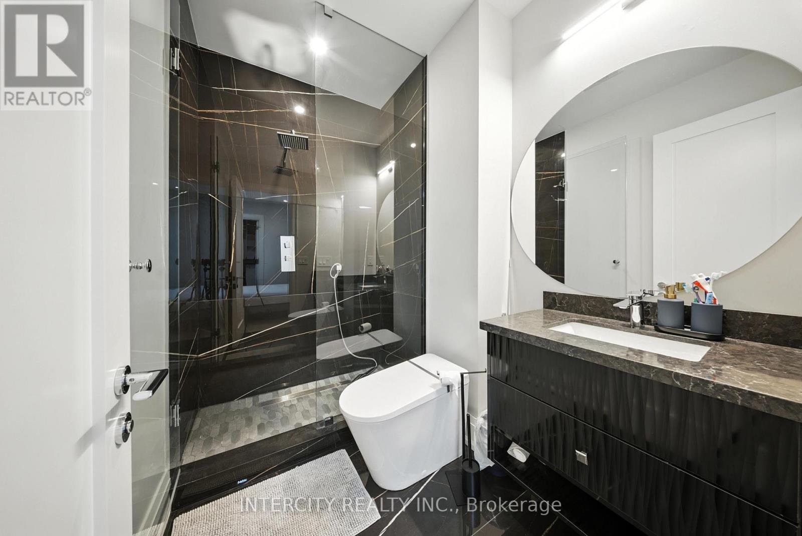 131a Birch Avenue, Richmond Hill, Ontario  L4C 6C5 - Photo 40 - N12843616