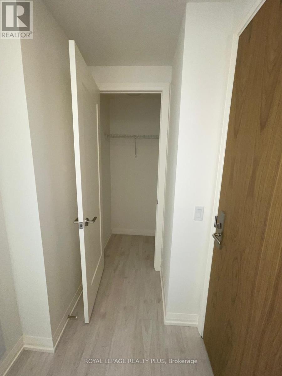 1705 - 27 Korda Gate, Vaughan, Ontario  L4K 2M9 - Photo 19 - N12843656