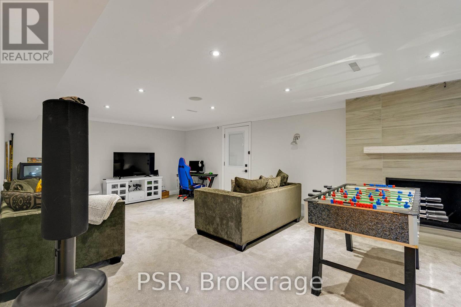 140 Ravendale Court, Vaughan, Ontario  L0J 1C0 - Photo 35 - N12843666