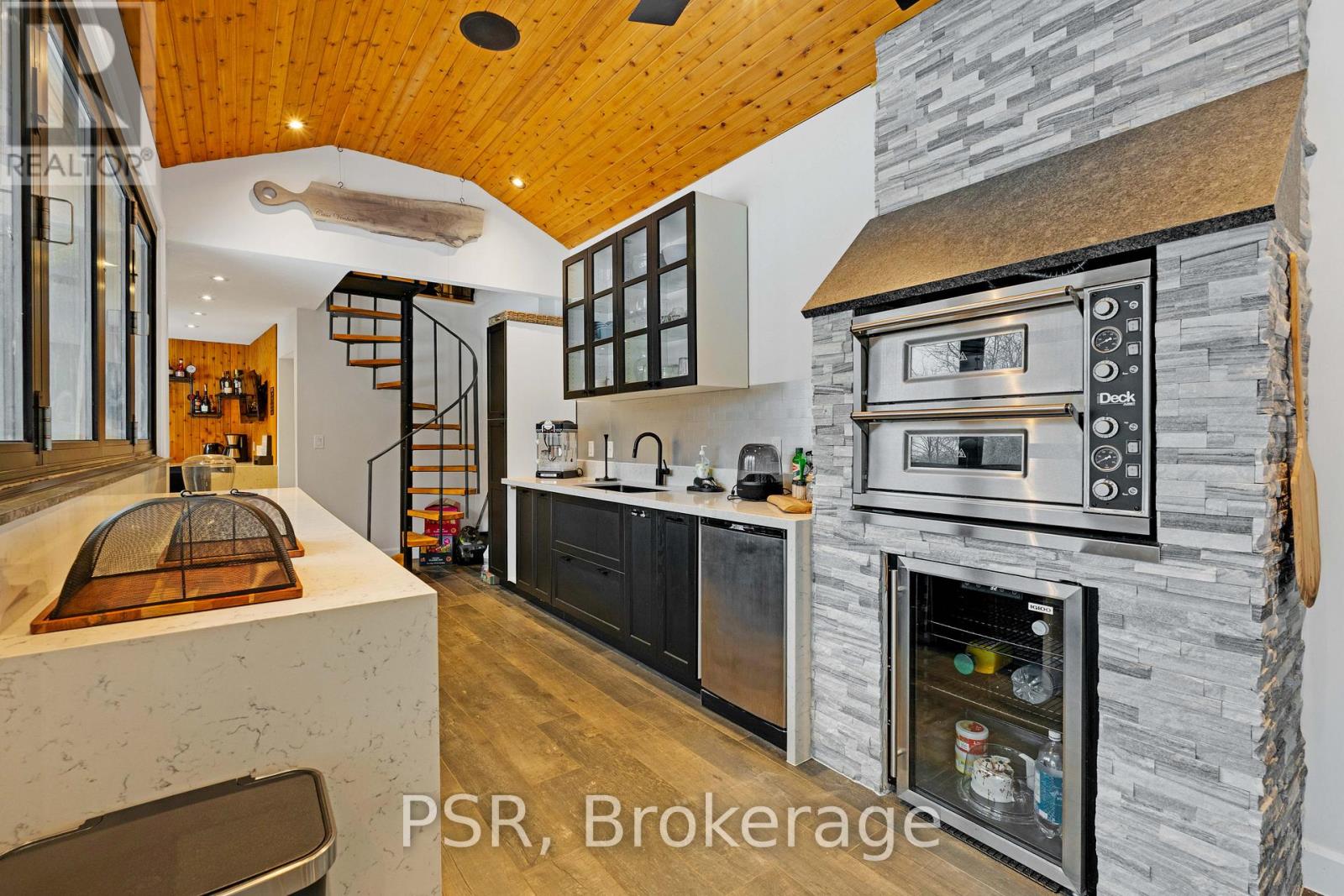 140 Ravendale Court, Vaughan, Ontario  L0J 1C0 - Photo 49 - N12843666