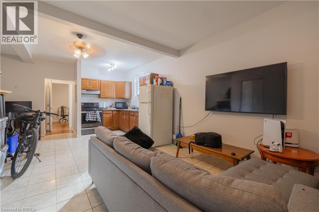 113 Brant Avenue Unit# 3, Brantford, Ontario  N3T 3H4 - Photo 5 - 40809497