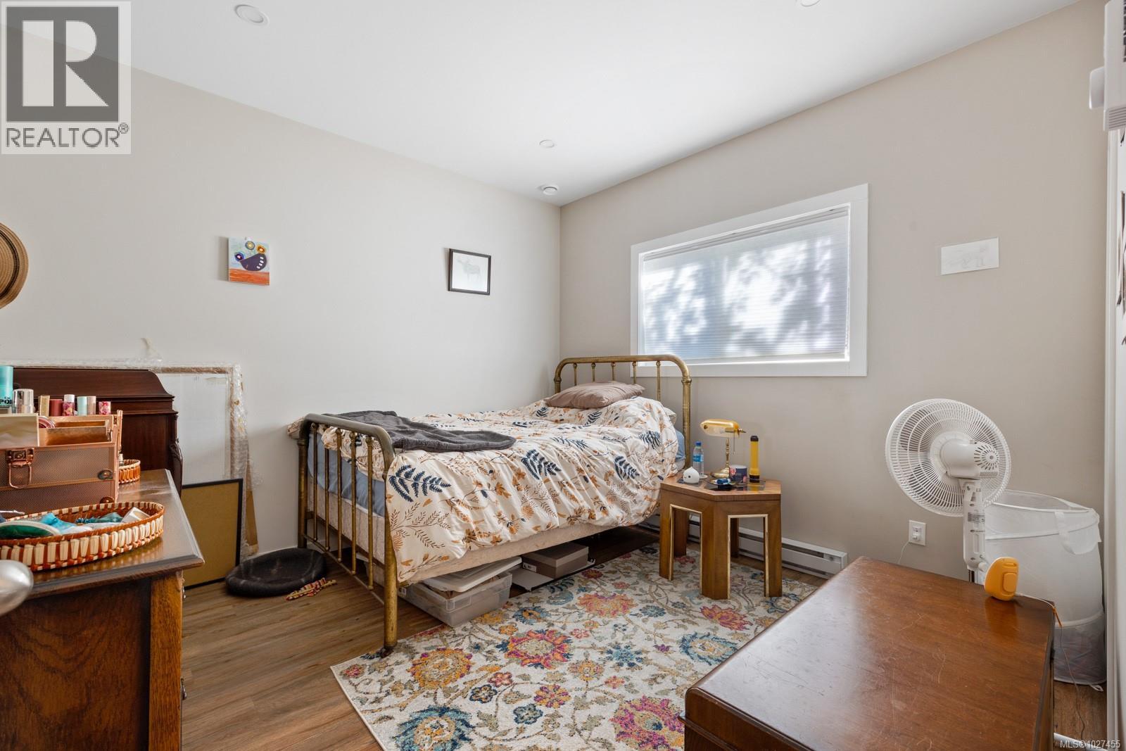 2725 Derwent Ave, Cumberland, British Columbia  V0R 1S0 - Photo 29 - 1027455