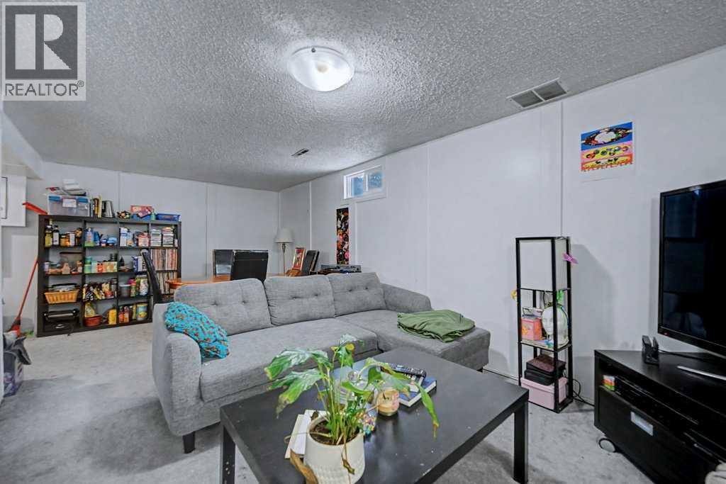 904 38 Street Sw, Calgary, Alberta  T3C 1T3 - Photo 19 - A2290171