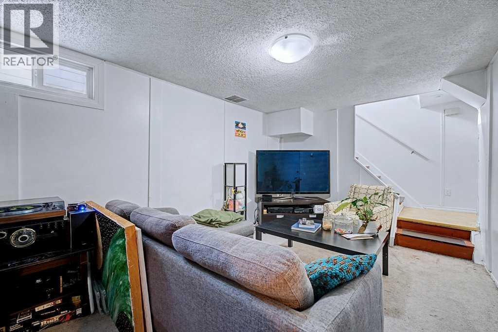 904 38 Street Sw, Calgary, Alberta  T3C 1T3 - Photo 21 - A2290171