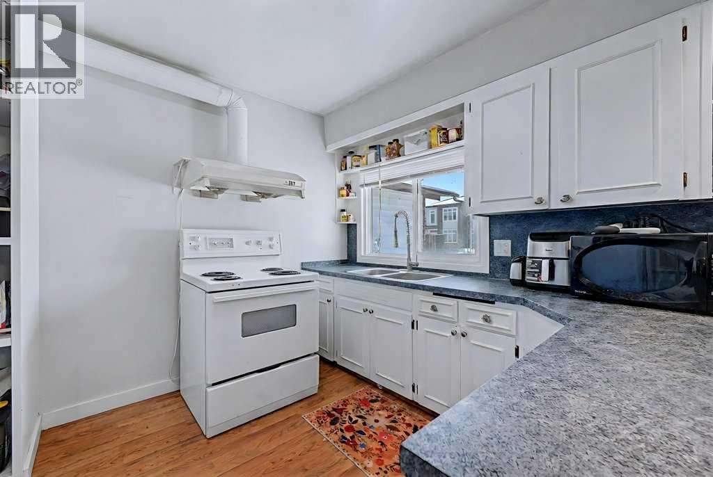 904 38 Street Sw, Calgary, Alberta  T3C 1T3 - Photo 5 - A2290171