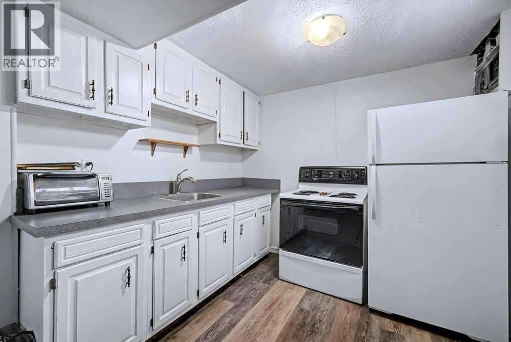 904 38 Street Sw, Calgary, Alberta  T3C 1T3 - Photo 18 - A2290171