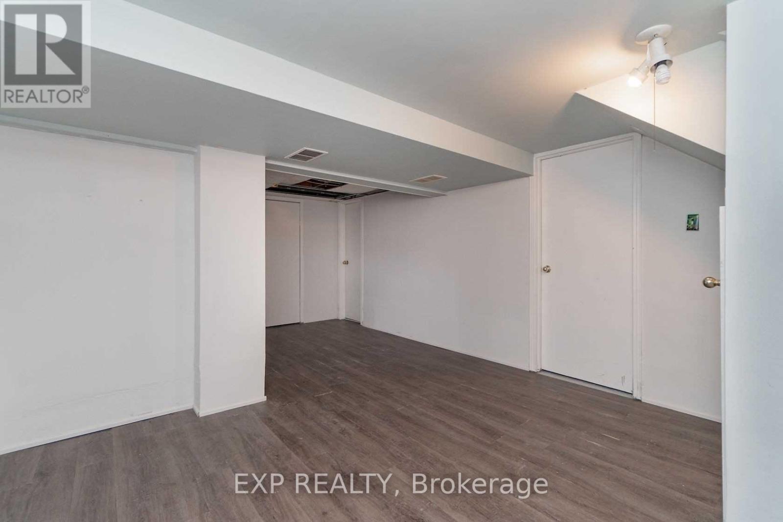 204 John Street, Brampton, Ontario  L6W 2A6 - Photo 13 - W12843510