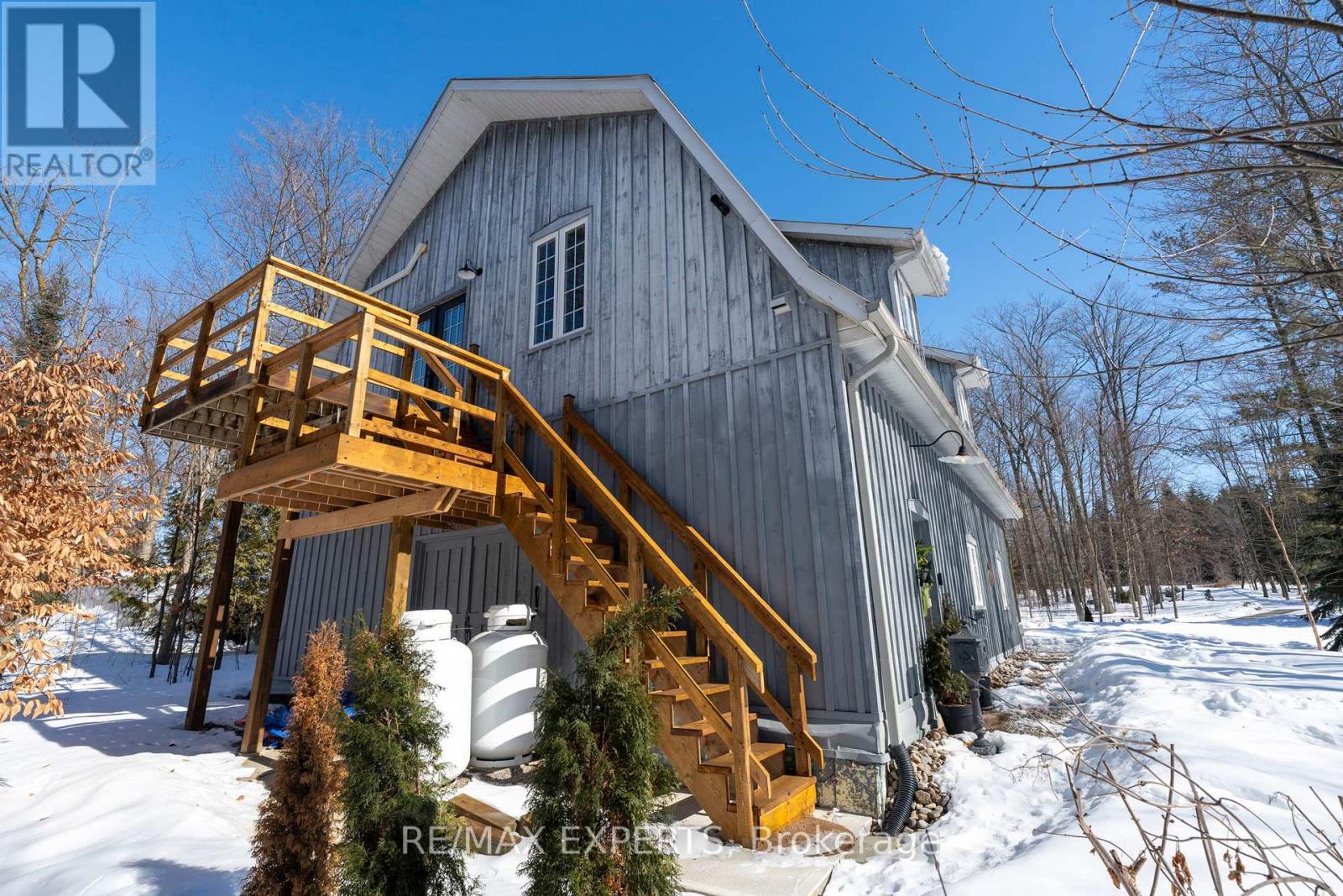 Loft - 14746 Caledon-King Twnln Line S, Caledon, Ontario  L7E 3R4 - Photo 19 - W12843552
