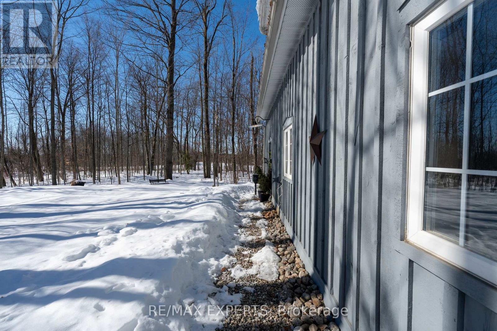 Loft - 14746 Caledon-King Twnln Line S, Caledon, Ontario  L7E 3R4 - Photo 3 - W12843552