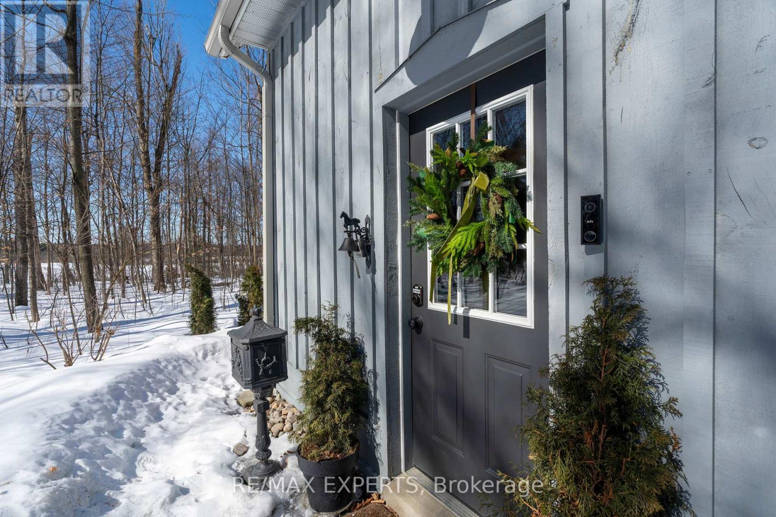 Loft - 14746 Caledon-King Twnln Line S, Caledon, Ontario  L7E 3R4 - Photo 4 - W12843552