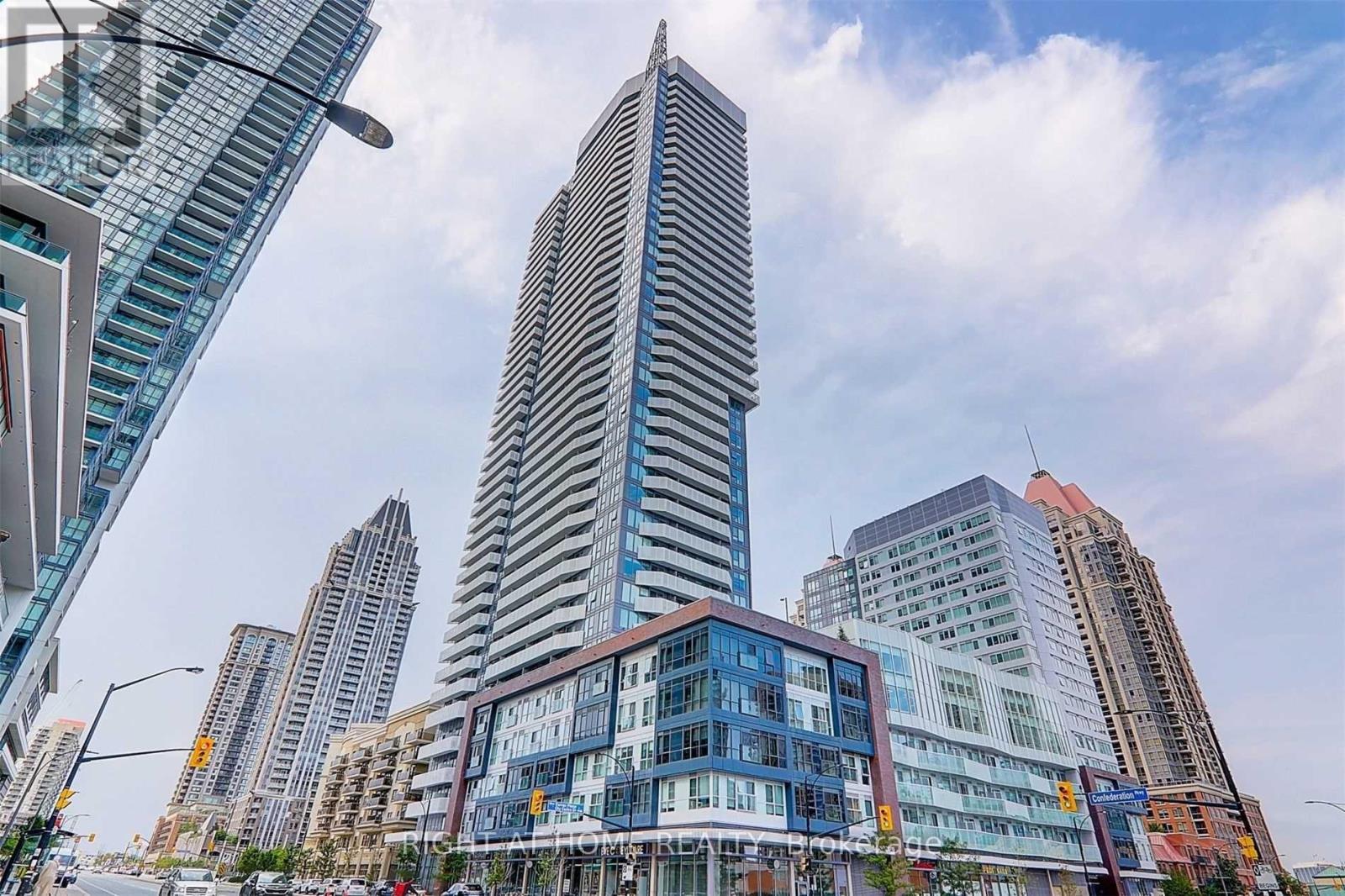 4306 - 4065 CONFEDERATION PARKWAY, Mississauga, Ontario