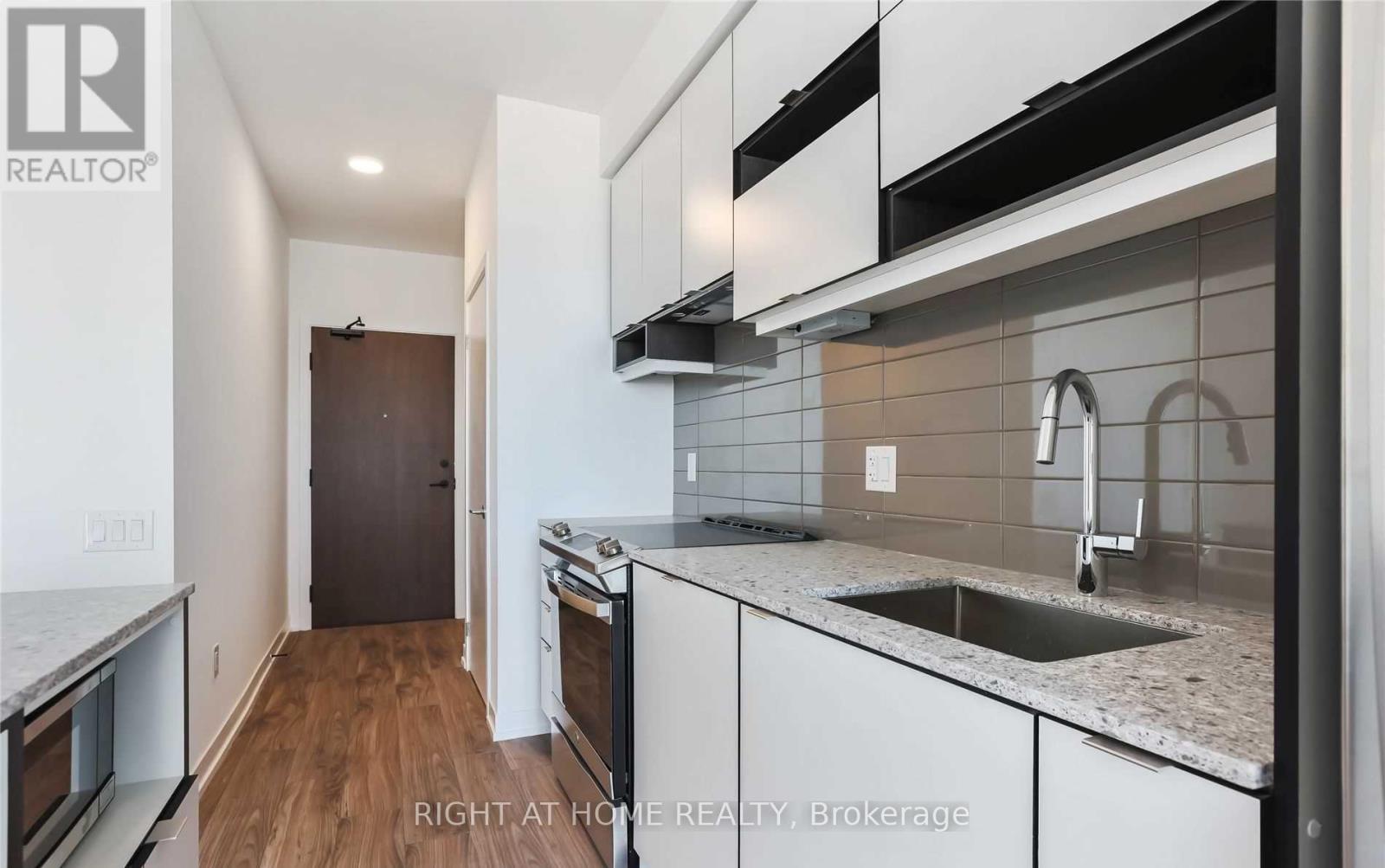 4306 - 4065 Confederation Parkway, Mississauga, Ontario  L5B 0L4 - Photo 33 - W12843570