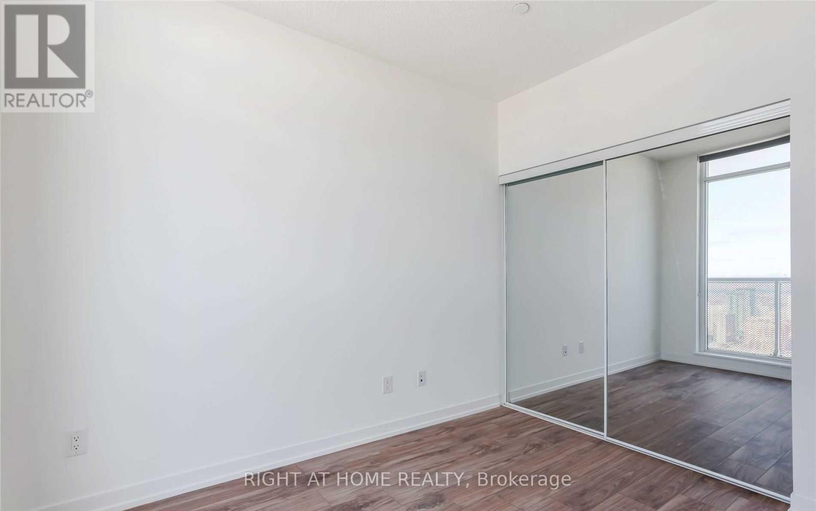 4306 - 4065 Confederation Parkway, Mississauga, Ontario  L5B 0L4 - Photo 37 - W12843570