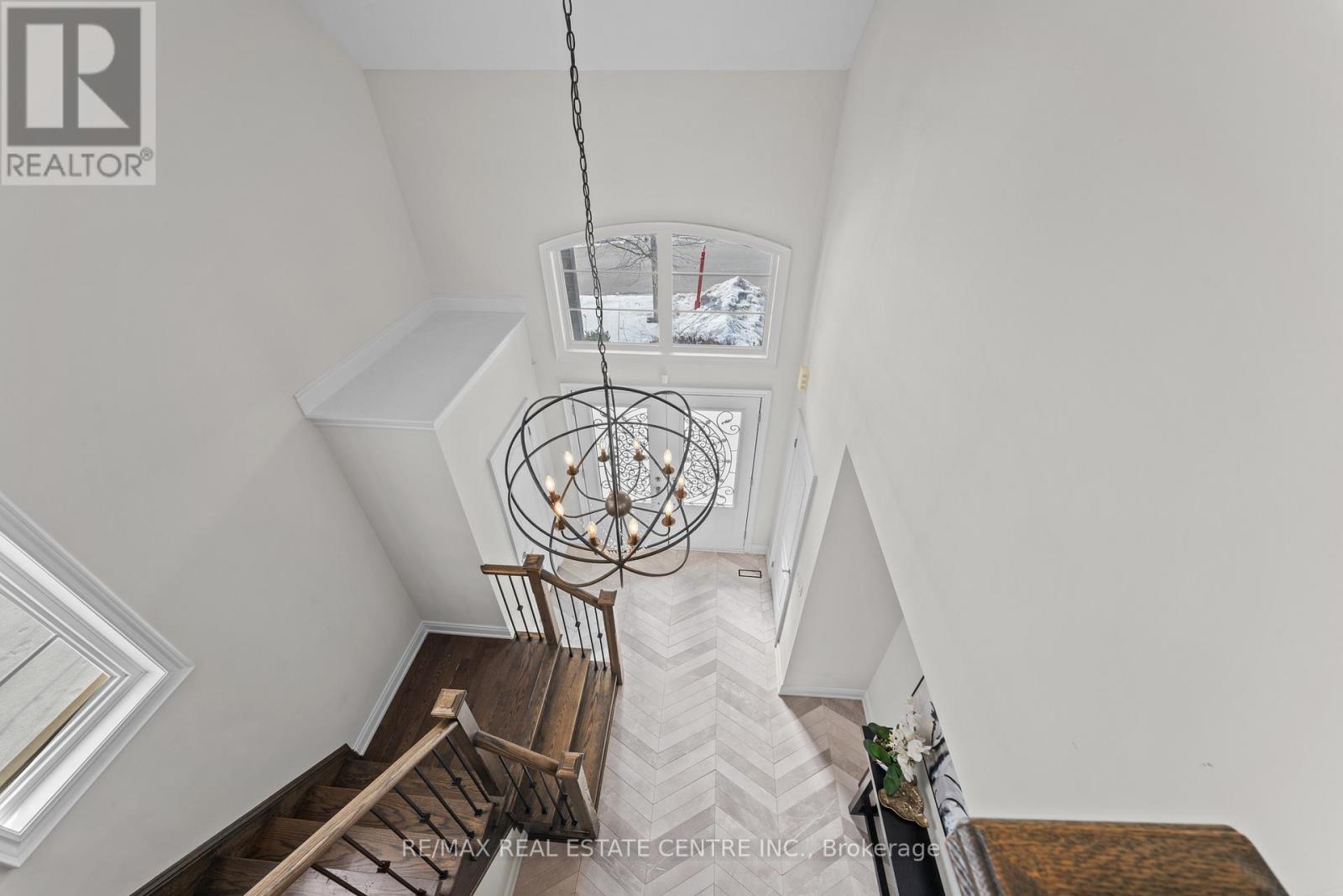 23 Prairie Creek Crescent, Brampton, Ontario  L6Y 6C9 - Photo 11 - W12843580