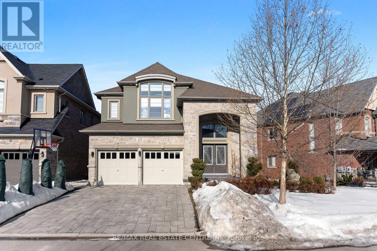 23 Prairie Creek Crescent, Brampton, Ontario  L6Y 6C9 - Photo 2 - W12843580