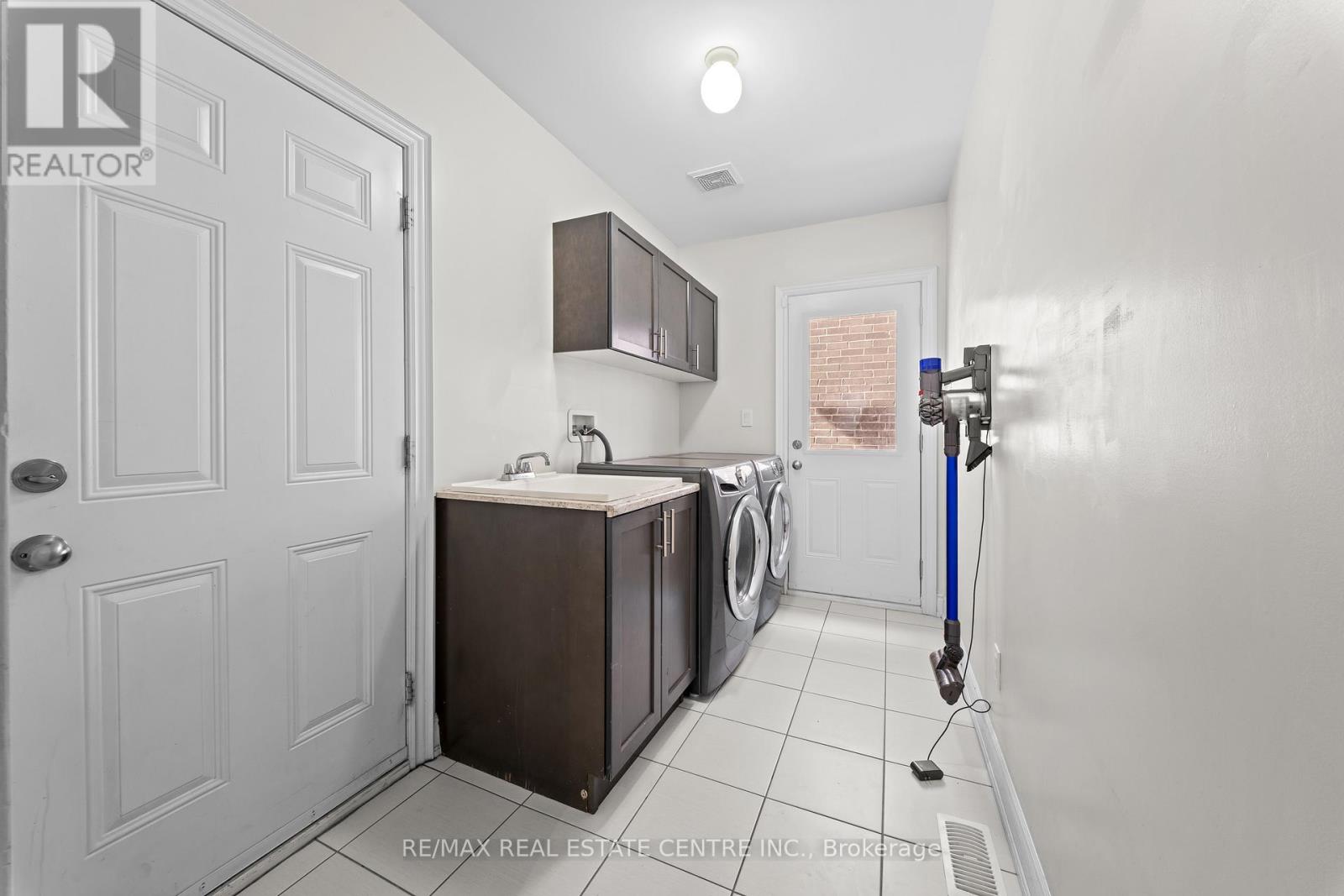 23 Prairie Creek Crescent, Brampton, Ontario  L6Y 6C9 - Photo 30 - W12843580