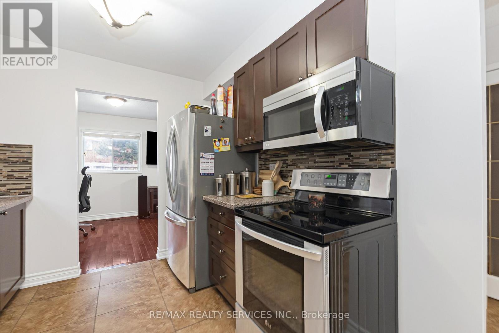 78 Wildercroft Avenue, Brampton, Ontario  L6V 4G5 - Photo 22 - W12843590